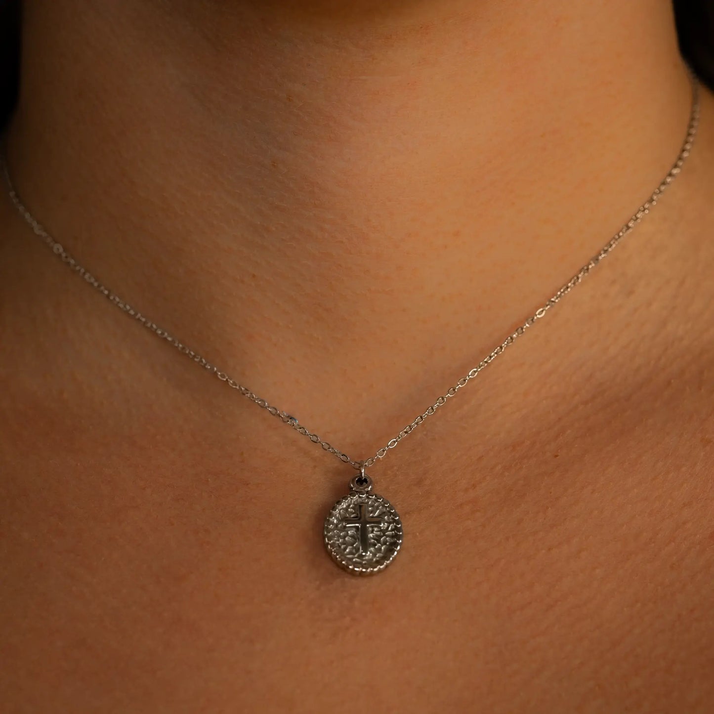 Jesus Cross Oval | 16” + 2” Gold or Silver Stainless Steel Gospel Selections